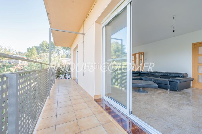 Foto b24d8963-acf5-4c42-9e22-79e48ff0e8f2. Chalet with fireplace heating parking in Can Palet de Vista Alegre Terrassa