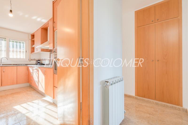 Foto 098b3430-fd63-4d99-8ed6-27672539194c. Chalet avec cheminée chauffage parking dans Can Palet de Vista Alegre Terrassa