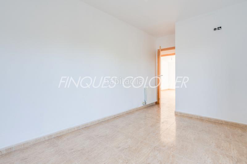 Foto 31f4d16b-e1ec-4bec-8c4b-1729e979d5d9. Chalet avec cheminée chauffage parking dans Can Palet de Vista Alegre Terrassa