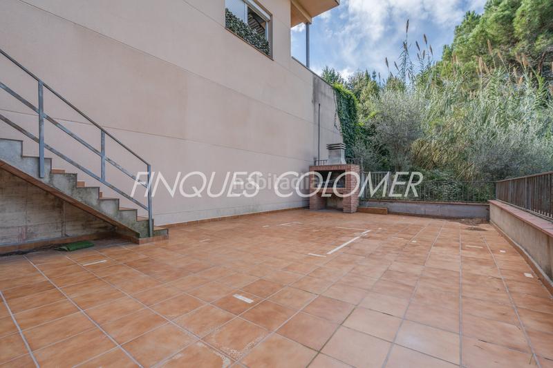 Foto 4871e3e4-2ca5-402d-99b0-8e8e35ce2e93. Chalet avec cheminée chauffage parking dans Can Palet de Vista Alegre Terrassa