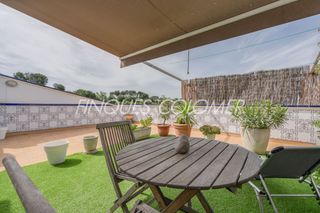 Dúplex a Ca n´Oriol. Con terraza y balcón