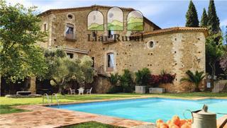 Masia a Camino 9. Masía pairal en maià de montcal