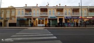 Lloguer Local Comercial a Avenida ramón y cajal 5. Local comercial.
