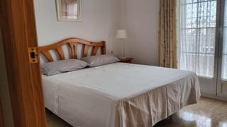 Maison  Calle estrella la. Vive el pueblo latino en torre de la horadada