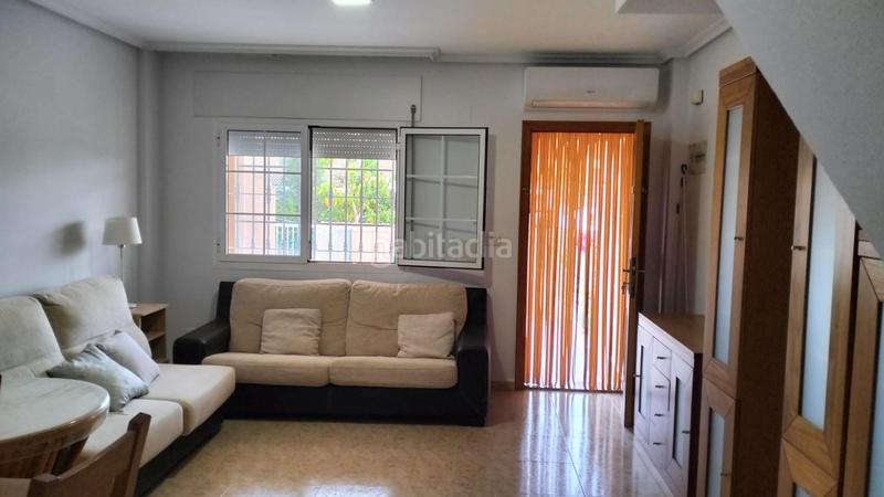 Foto e9d8f4b0-960b-46f8-bffc-9ac48d16a2d1. Casa con riscaldamento in Pueblo Latino Pilar de la Horadada