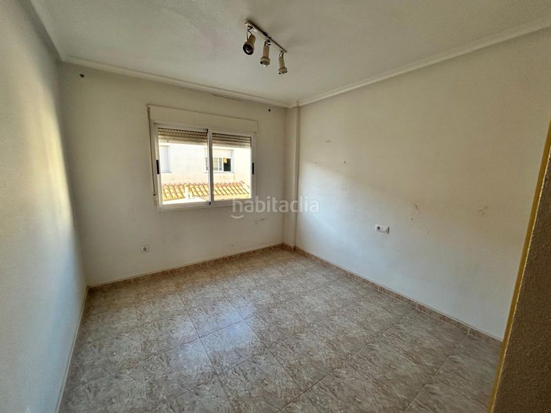 Foto 1f5b3a93-a89b-4e13-a894-b0f7f76a2901. Casa adossada amb aparcament a Centro Alcázares (Los)