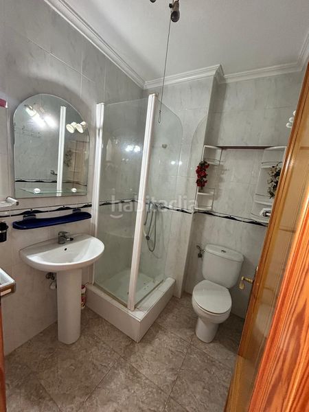 Foto 2b02b807-bed8-4f17-bc1a-5ca261493423. Casa adossada amb aparcament a Centro Alcázares (Los)