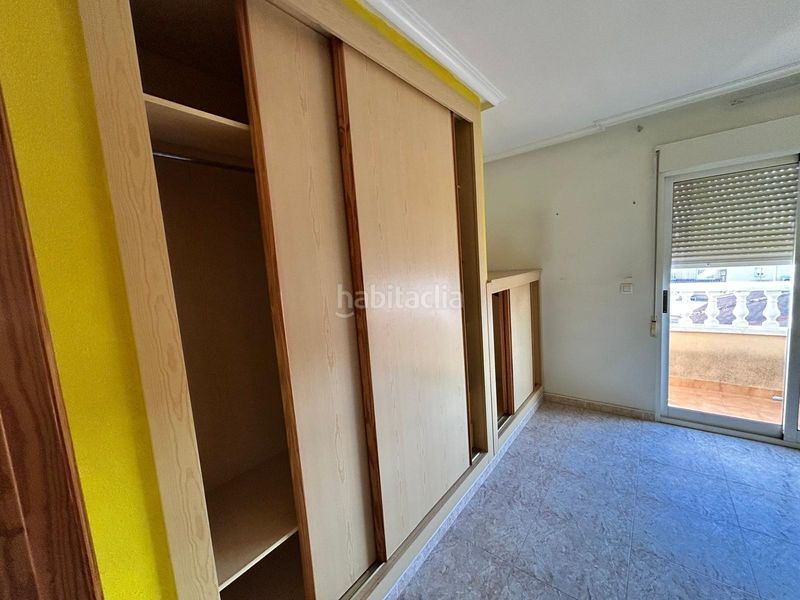 Foto 43b5a861-e293-421e-9172-b2a7ee51fa51. Casa adossada amb aparcament a Centro Alcázares (Los)