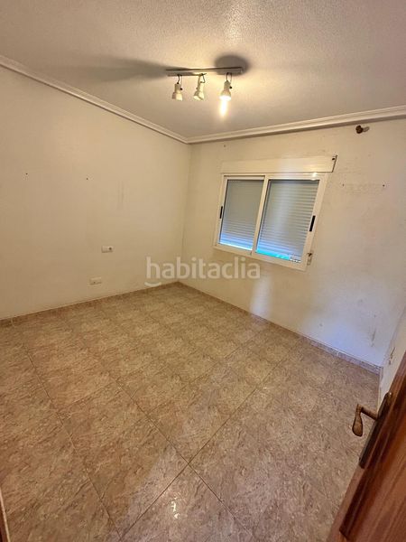 Foto 6a542b8c-d04e-4eaa-bf0a-16882bc01ce6. Casa adossada amb aparcament a Centro Alcázares (Los)