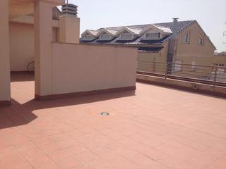 Piso  Venecia. Amplia vivienda de 4 dormitorios con terraza, garaje  trastero i