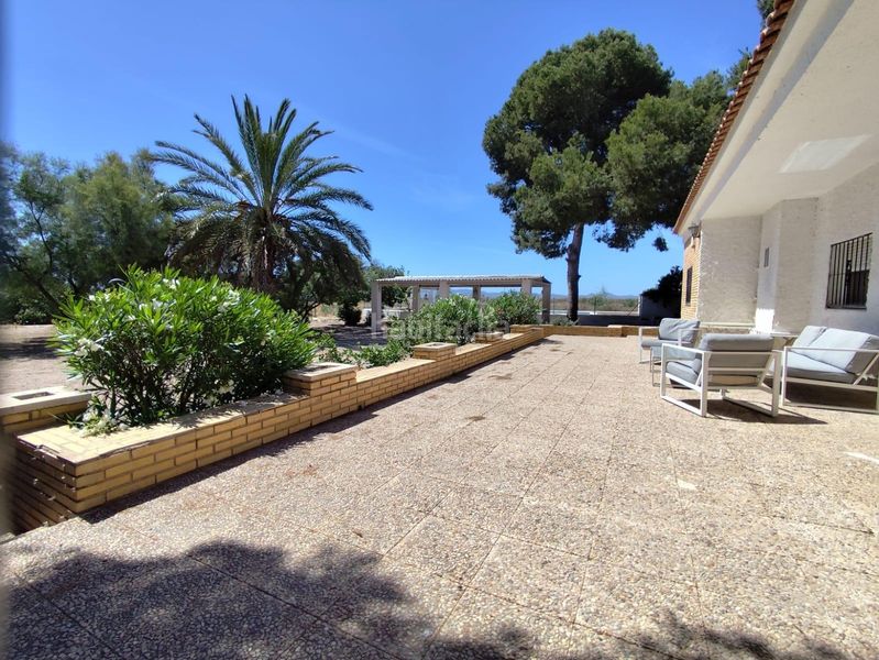 Foto 0933e757-f9f8-42f5-b8eb-a5d28859e394. Masia amb aparcament piscina a Los Urrutias Cartagena