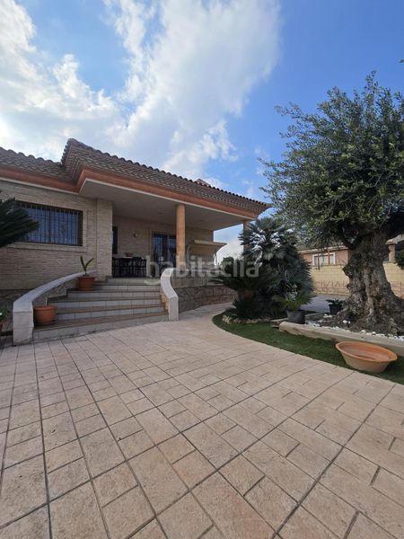 Foto 0e04d71b-3f49-445d-9c88-7d4a33e48fcd. Xalet amb aparcament a El Raal Murcia