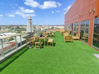 Location Bureau  Avenida avenida teniente montesinos. No dejes escapar esta oficina con terraza