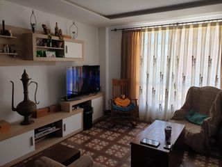 Appartement à Puebla de Soto. Piso alto y bajo con apartamento en rentabilidad, se vende