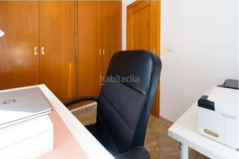Foto ee9e4a1e-8fea-4994-8826-ac93907bd59e. Pis amb piscina a El Carmen Murcia