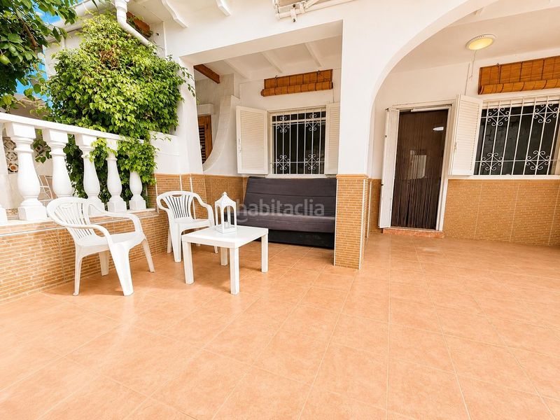 Foto 41aba724-9790-4a3a-904c-6de190a2a160. Casa amb aparcament a Centro Alcázares (Los)