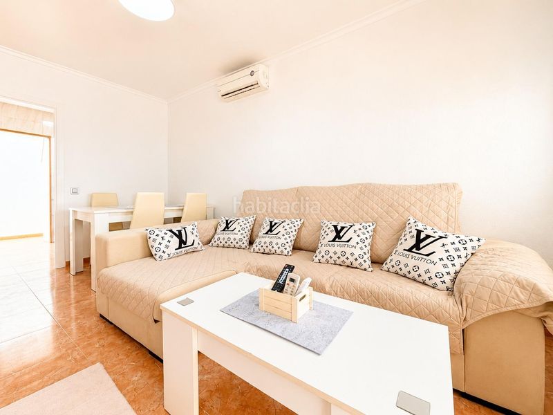 Foto 75ca055e-1034-4ce6-894d-b8095e978420. Casa amb aparcament a Centro Alcázares (Los)