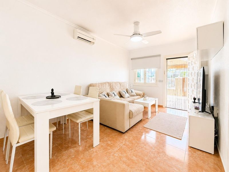Foto bccfa674-b9d4-4a8a-a885-d0eea9174d96. Casa amb aparcament a Centro Alcázares (Los)