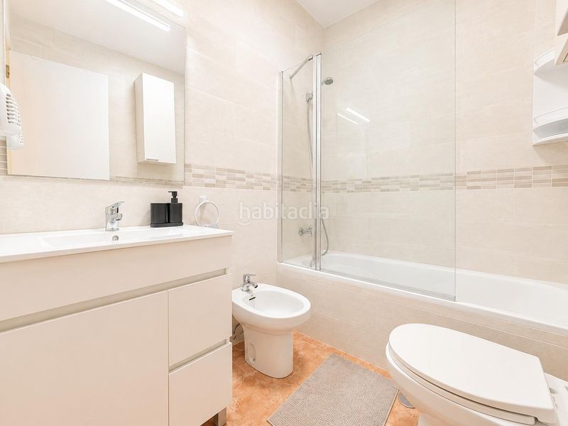 Foto d81b7d3a-0e00-4e8b-a586-3f777e5e5fb6. Casa amb aparcament a Centro Alcázares (Los)