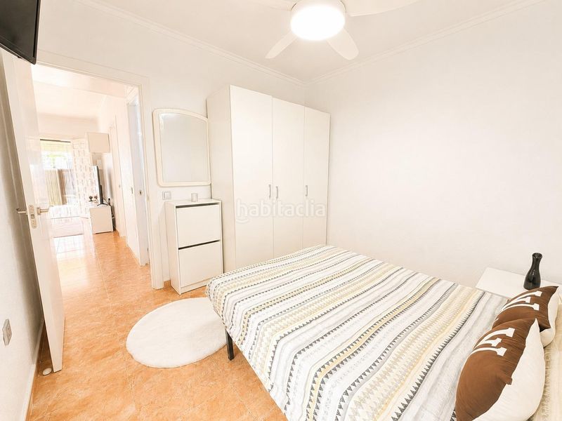 Foto f0bc4c4c-f9a6-4cb0-bf63-8d9dc5c5fb35. Casa amb aparcament a Centro Alcázares (Los)
