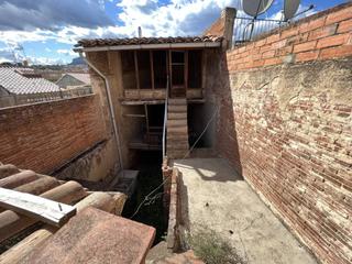 Masia a Sant Feliu de Codines. Casa de pueblo de 1900 en venta