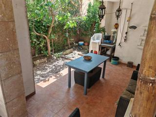 Casa aparellada a Sant Feliu de Codines. Casa adosada en venta en el centro de la vila de sant feliu de c
