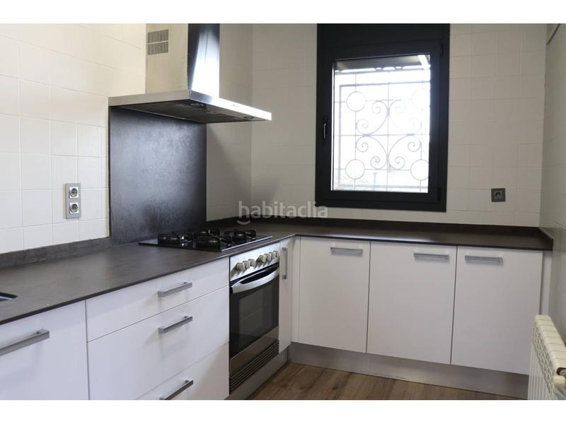 Foto 00374e5a-dddf-4b4f-ad7d-92242a4bf608. Casa con riscaldamento parcheggio in Sant Feliu de Codines