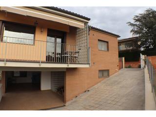 Casa  Sant jordi. Casa unifamiliar totalmente amueblada y equipada en sant feliu