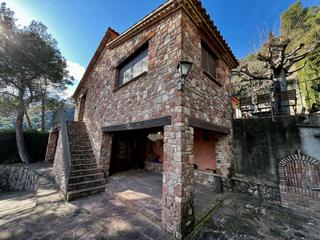 Casa  Rectoria. Encantadora casa de piedra en perfecto estado en el corazón de g