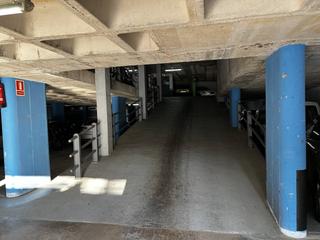 Location Parking voiture  Travessia. Garaje en alquiler en el centro de sant feliu de codines