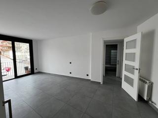 Pis a Sant Feliu de Codines. Piso seminuevo en el centro de sant feliu de codines