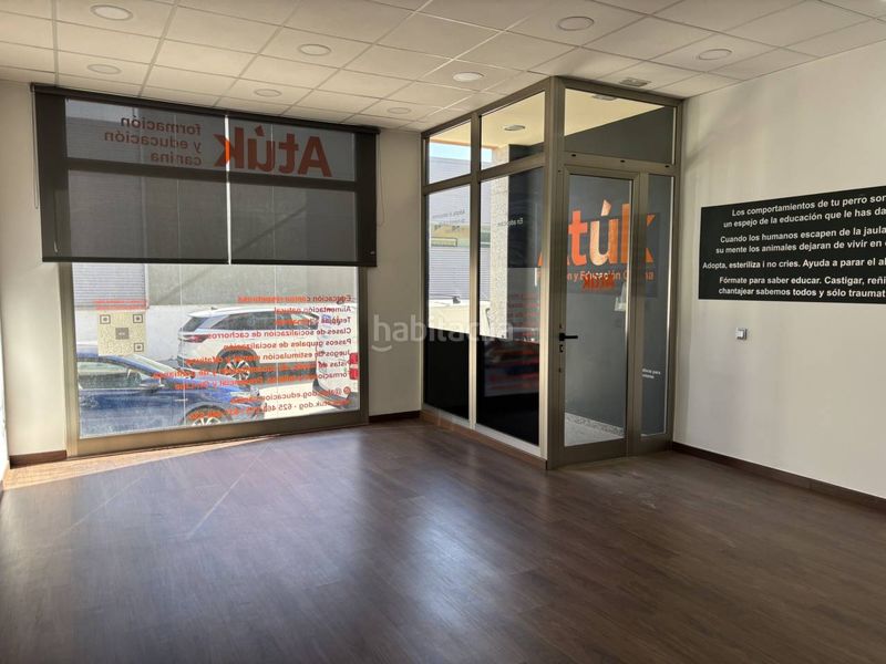 Foto 3a5bd53b-4a46-4b05-8048-d57c014509b3. Lloguer local comercial a Centelles
