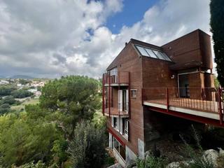 Casa  Pompeu fabra. Casa unifamiliar en venta en sant feliu de codines
