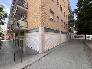Lloguer Local Comercial  Calle doctor xalabarder. Local en ubicación estratégica en caldes de montbui