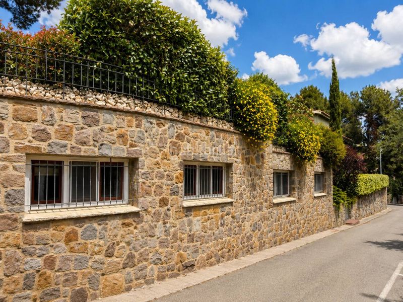 Foto 9d423216-d6c3-4ee2-a8e7-5544816ac3fe. Casa amb calefacció aparcament piscina a Sant Feliu de Codines