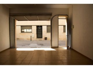 Lloguer Aparcament cotxe  Calle creus. Alquiler de local comercial en sant feliu de codines