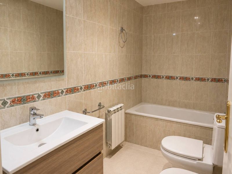 Foto 6f1f8113-9337-433a-832f-d9bffc0e6b80. Pis amb calefacció aparcament a Fenals Platja d´Aro