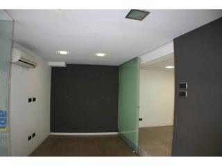 Rent Business premise in Sant Feliu de Codines. Local comercial en alquiler  en el corazón comercial de sant fel