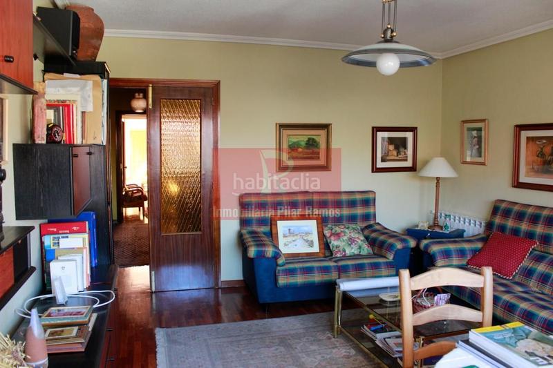 Foto b0003d25-a720-43d8-80a9-e6b243c71073. Piso en Santa María del Páramo