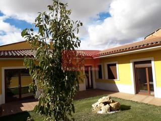 Casa en Villamandos