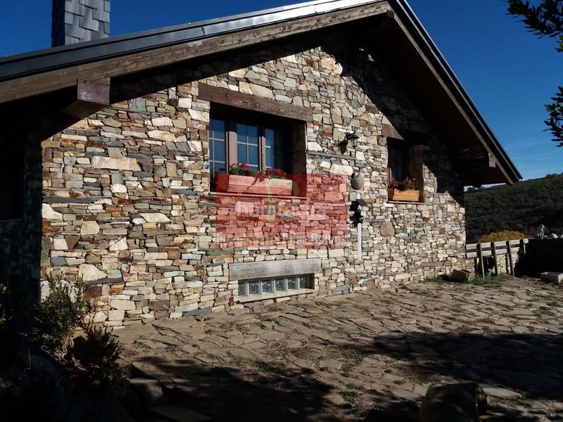 Foto ec45aa4e-908d-4ad9-93f9-2fca384e5fda. Maison avec chauffage parking dans Molinaseca