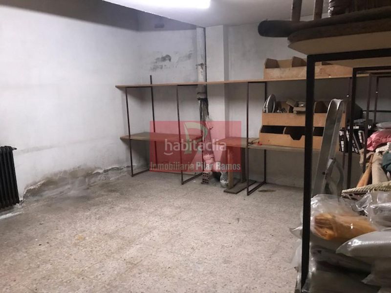 Foto d95d721b-d2b7-41d5-8c79-0d6525189fa6. Local comercial amb calefacció a Crucero León