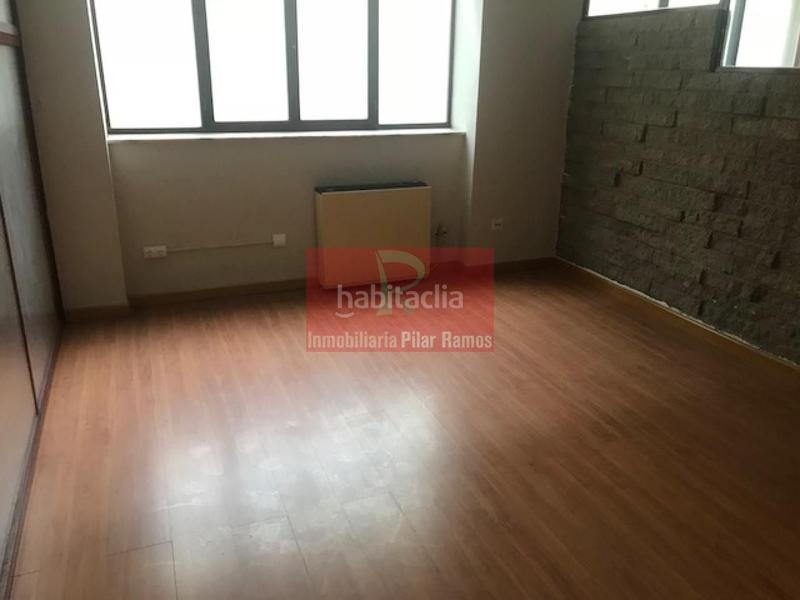 Foto 16d42fb7-c1ff-49d4-a5e6-0e79bcb68b5a. Bureau dans Centro Ciudad León