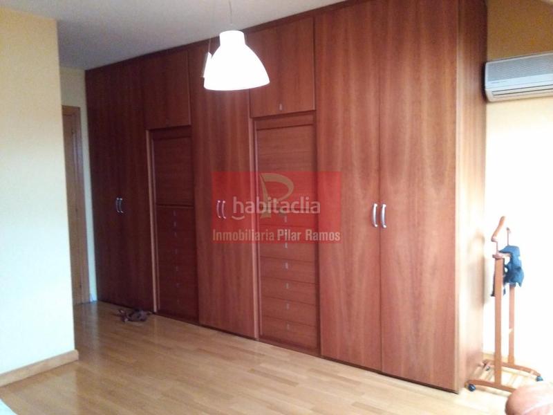 Foto e11fdb18-402f-49c7-9981-5746428d8a76. Pis amb calefacció aparcament a Centro Ciudad León