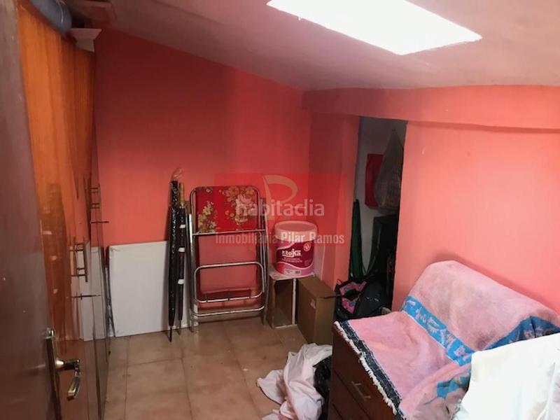 Foto 647c939f-4fbe-472e-916d-1affb804fbe5. Édifice dans Trobajo del camino