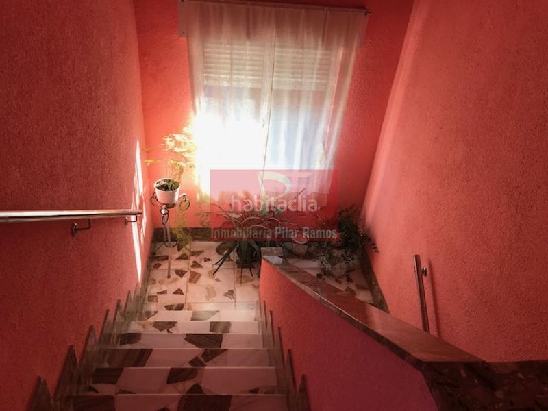 Foto 161e07a4-434b-48c6-8b93-35dfcd9de151. Edifici a Trobajo del camino