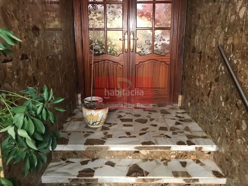 Foto 4d1c7b82-ef86-4469-9f3c-95d583c13761. Gebäude in Trobajo del camino