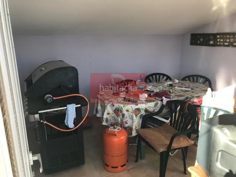 Foto b8dcf470-3779-4642-88d2-da8d4e131c0e. Gebäude in Trobajo del camino