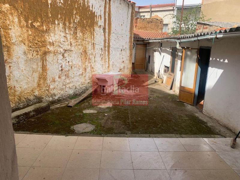 Foto 61c6df2d-4ec5-4adb-8e39-4845ac876fca. Casa amb calefacció a San Andrés del Rabanedo pueblo San Andrés del Rabanedo