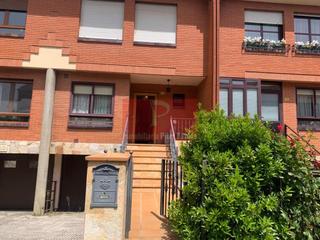 Casa adossada  Gonzalo de berceo